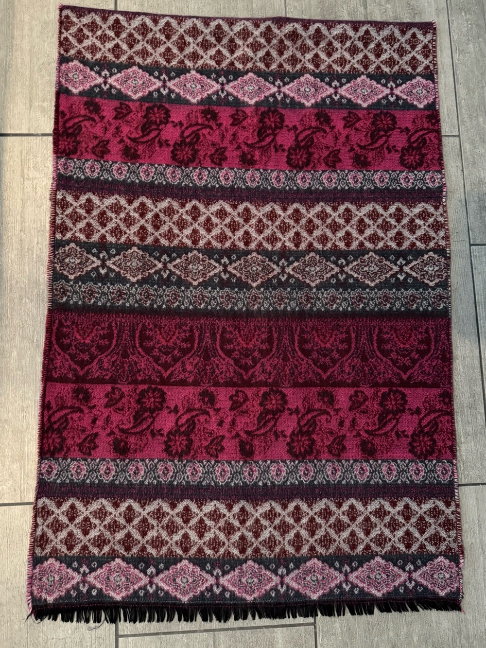 Abercrombie & Fitch Blanket/Oversize Scarf Fringe Maroon and Pink